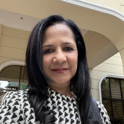 Dra Adriana